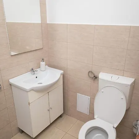 Central Place With Garden 1 * קלוז'-נאפוקה
